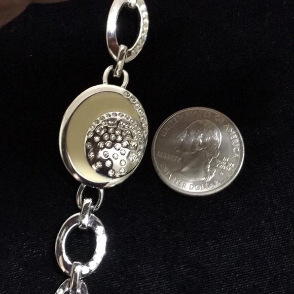 🖤Swarovski💕crystal toggle bracelet - Picture 14 of 15